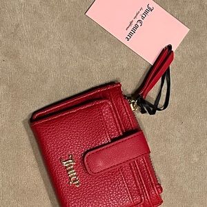$37 NWT | Juicy Couture Romantic Rose Love Club Small Wallet!